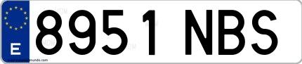 Ejemplo de matrícula española 8951 NBS