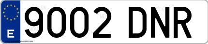 Ejemplo de matrícula española 9002 DNR