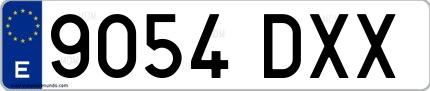 Ejemplo de matrícula española 9054 DXX