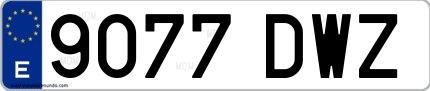 Ejemplo de matrícula española 9077 DWZ