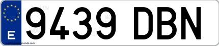 Ejemplo de matrícula española 9439 DBN