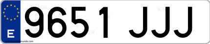 Ejemplo de matrícula de coche ordinaria 9651 JJJ