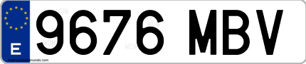 Ejemplo de matrícula de coche ordinaria 9676 MBV