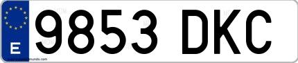 Ejemplo de matrícula española 9853 DKC