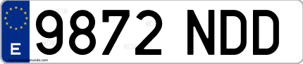 Ejemplo de matrícula de coche ordinaria 9872 NDD