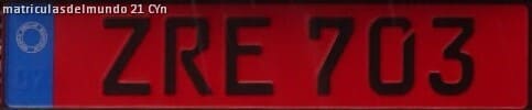 Matrícula de alquiler de Chipre del Norte con letra Z y fondo rojo