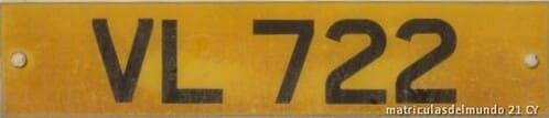 Matrícula de Chipre sobre fondo amarillo entre 1973 y 1990