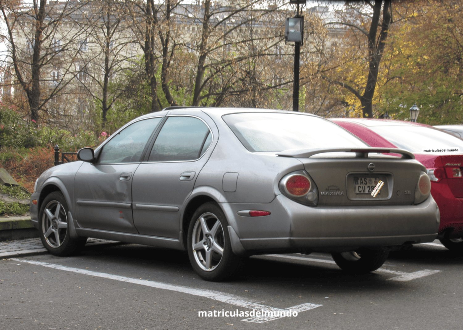 Matrícula de Nissan Maxima