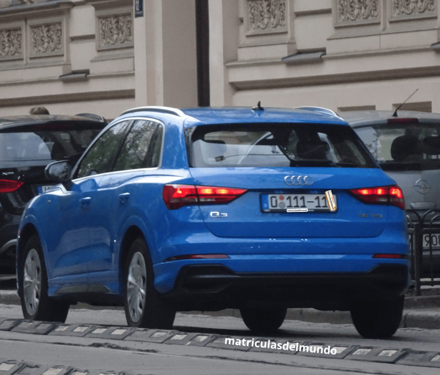 Matrícula de Audi Q3