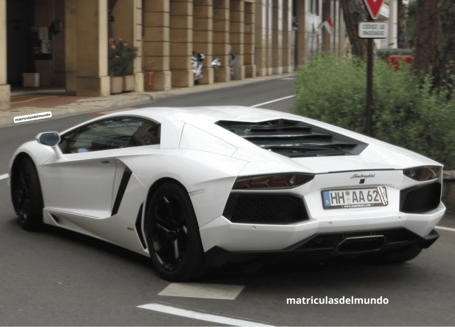 Matrícula de Lamborghini Aventador