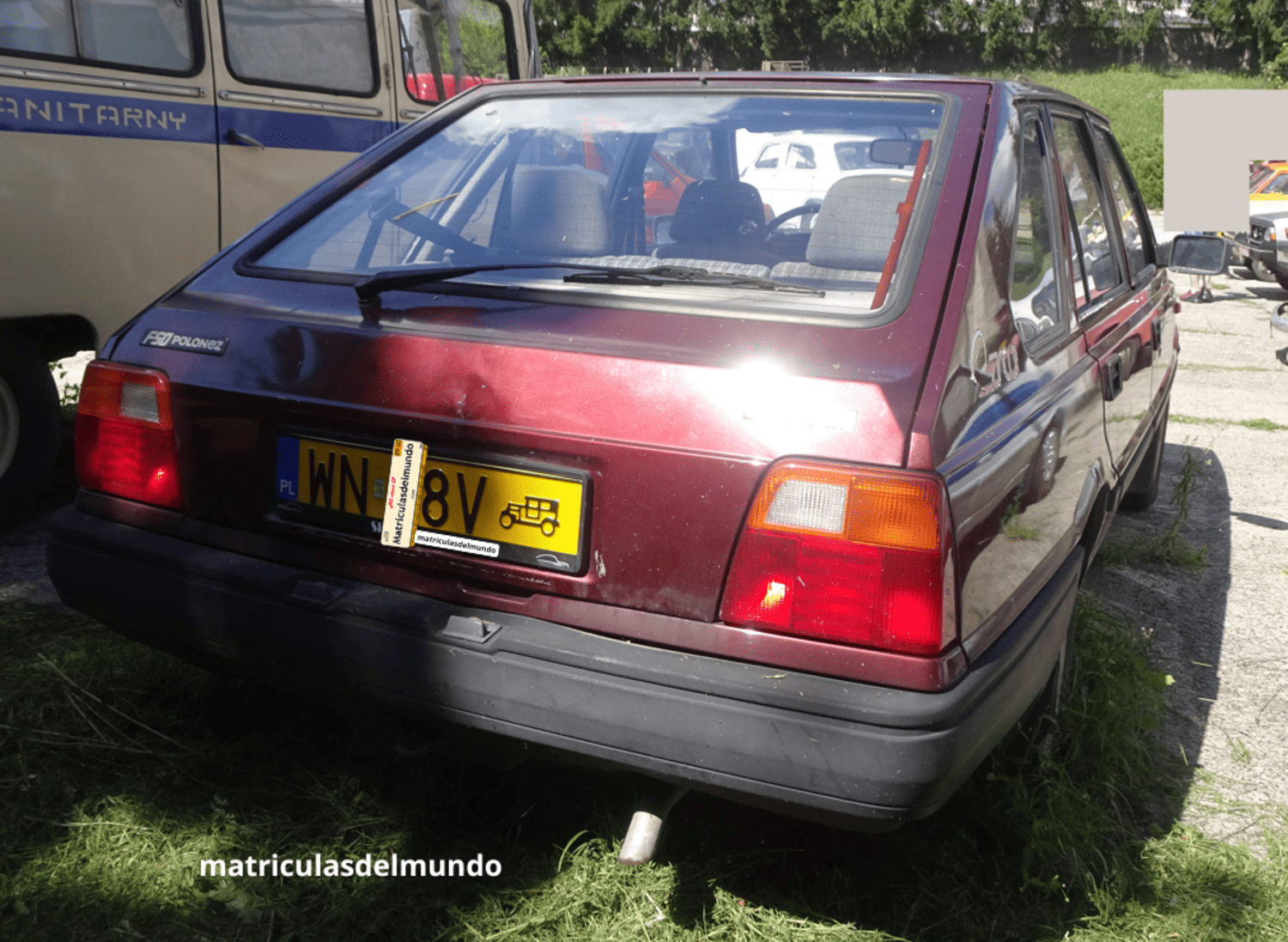 Matrícula de Polonez Caro