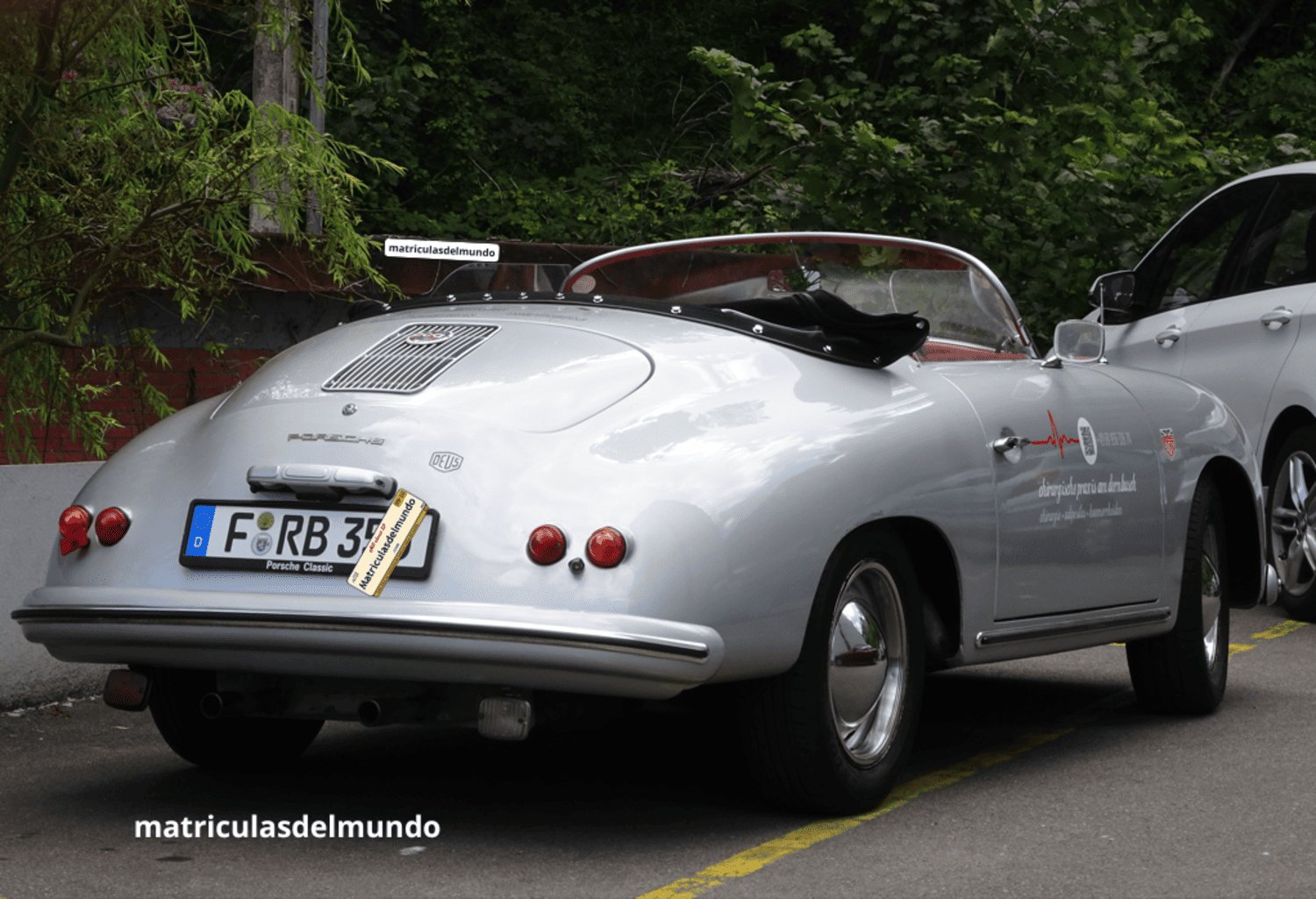 Foto real de matrícula sistema ordinario del Porsche 356 registrada en Alemania