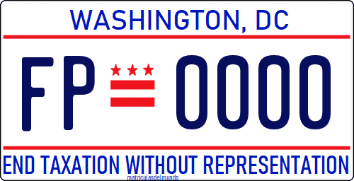 Matrícula americana de Washington DC con lema END TAXATION WITHOUT REPRESENTATION y bandera