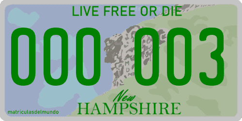 Matrícula de coche de New Hampshire con montaña de fondo y lema LIVE FREE OR DIE