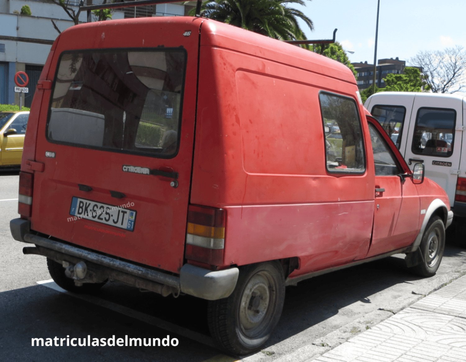 Ejemplo de matrícula actual ordinaria de Francia