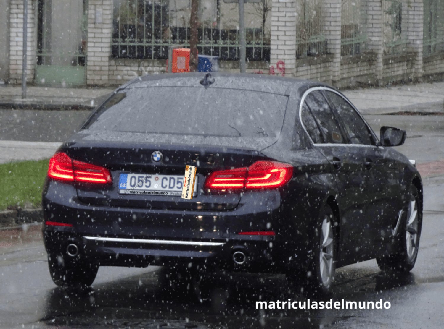 Matrícula de BMW Serie 5