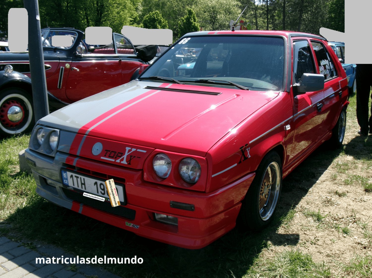 Matrícula de Skoda Favorit