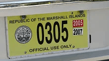 Matrícula de coche de Islas Marshall actual con código MH