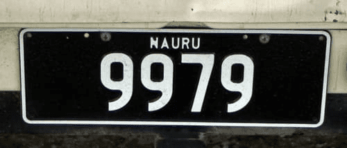 Matrícula de coche de Nauru actual con código NAU