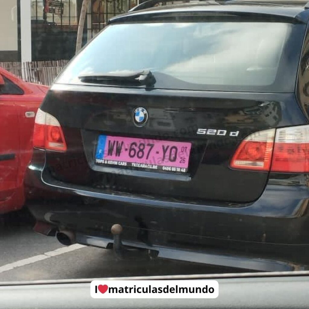 Bmw CON MATRICULA ROSA ww